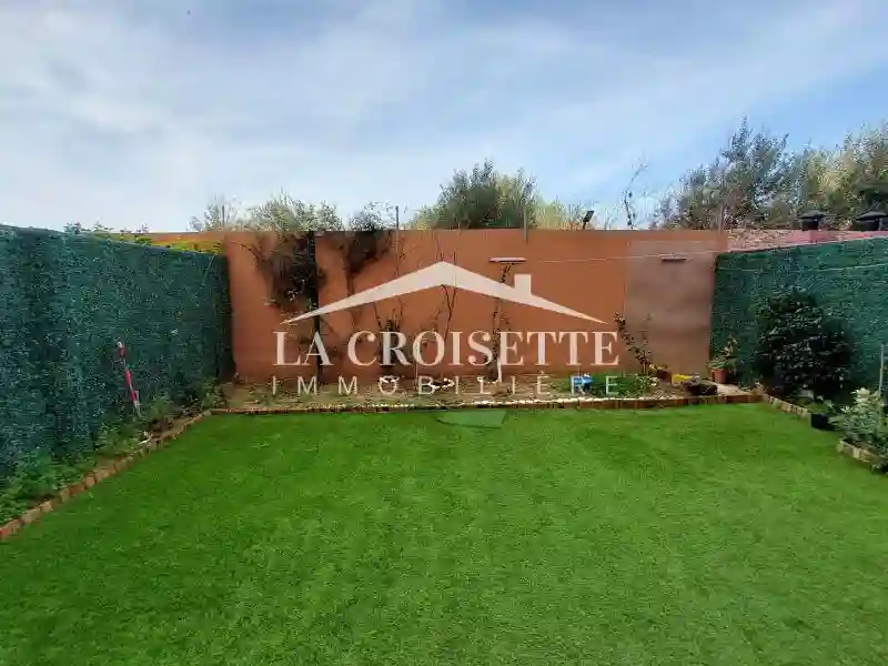 Triplex s+3 Avec Jardin et Piscine Couverte à la Soukra Mtrl0103 - Vue 2