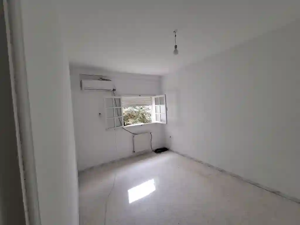 A Vendre Appartement s+2 1ér Étage – Mourouj - Vue 2