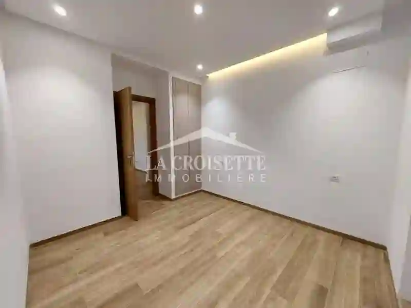 Appartement s+2 à la Soukra Mal1276