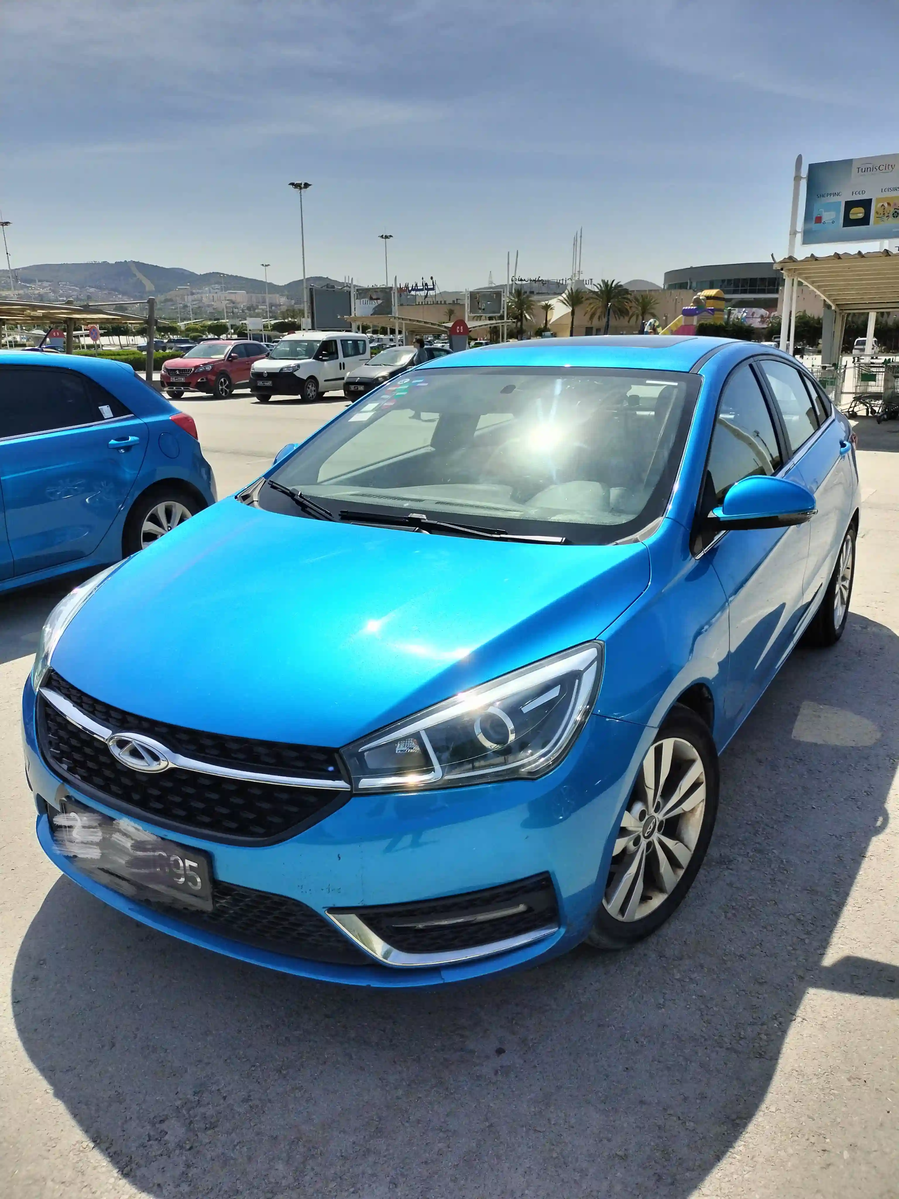 Chery Arrizo 5 - Vue 1