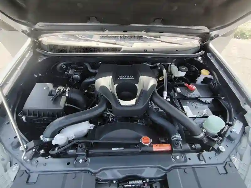 Dmax Intercooler 25 Turbo Diesel - Vue 7