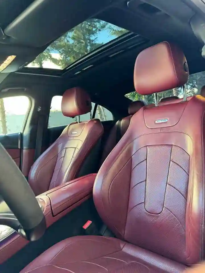 Mercedes Cls53 Voiture Unique - Vue 4