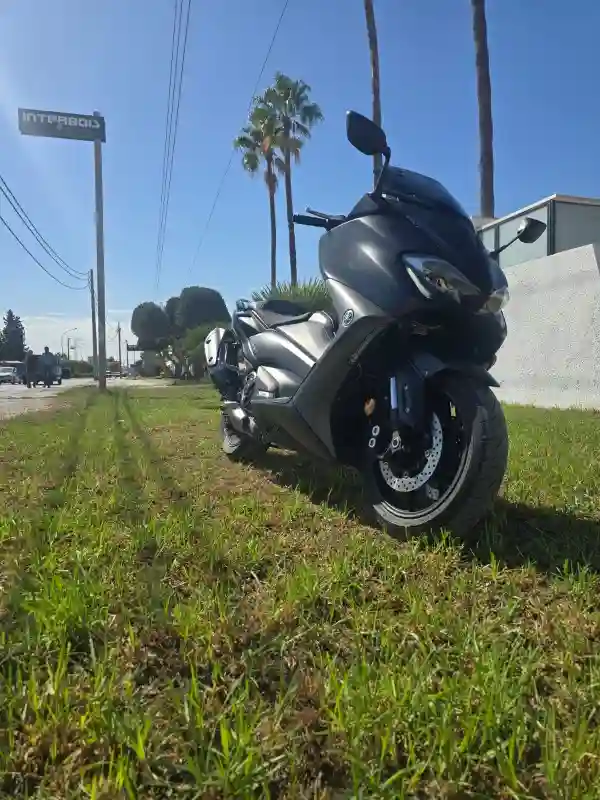 À Vendre Moto Yamaha Tmax 560 - Vue 7