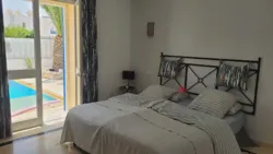 Belle Villa Avec Piscine Privée en Zone Touristique Djerba