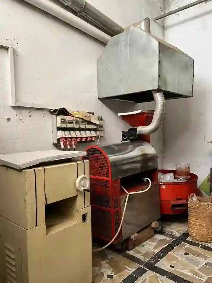 Fonds de Commerce Epicerie et Moulin Manouba à Denden