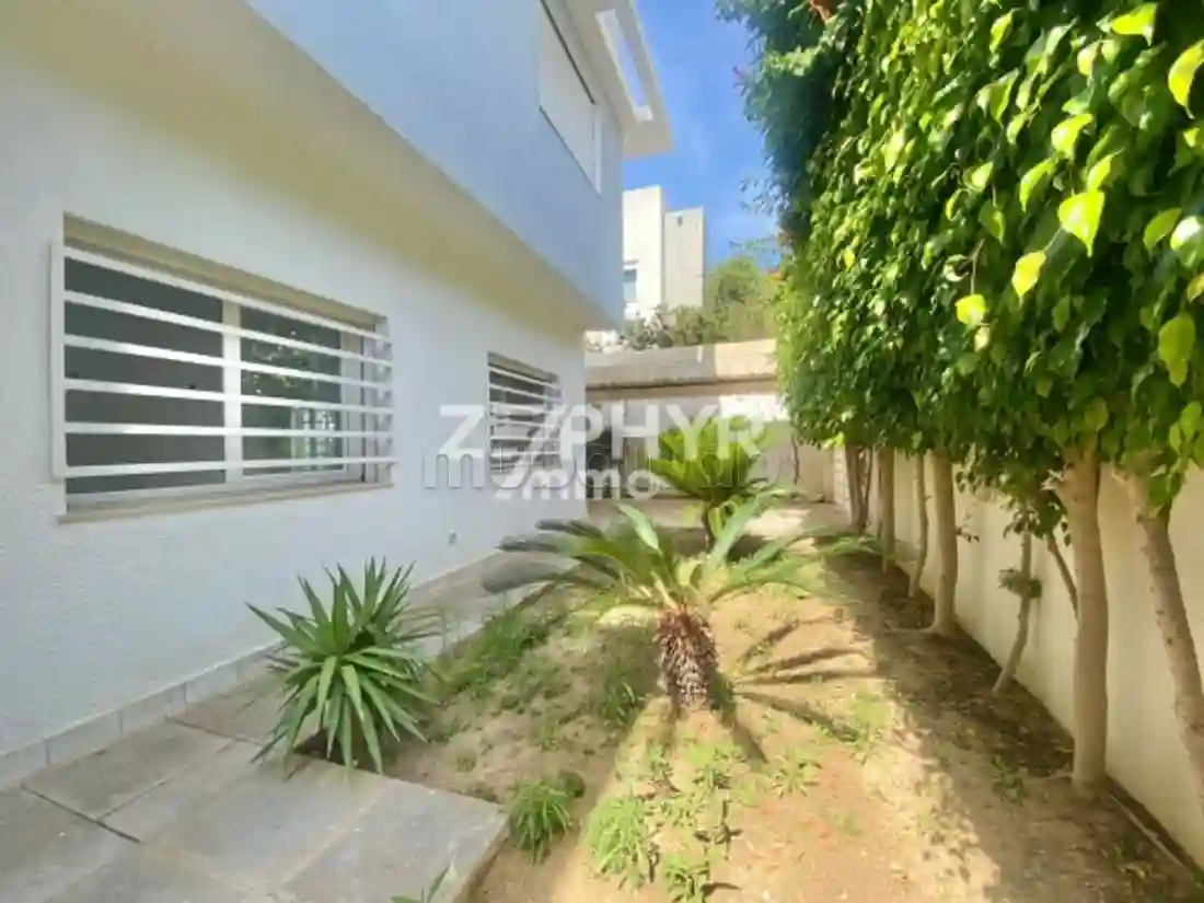 A Louer Duplex S5 à La Marsa Avec Jardin - Vue 3