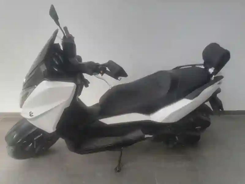 Mitt 125 gts Avec Carte Grise - Vue 2