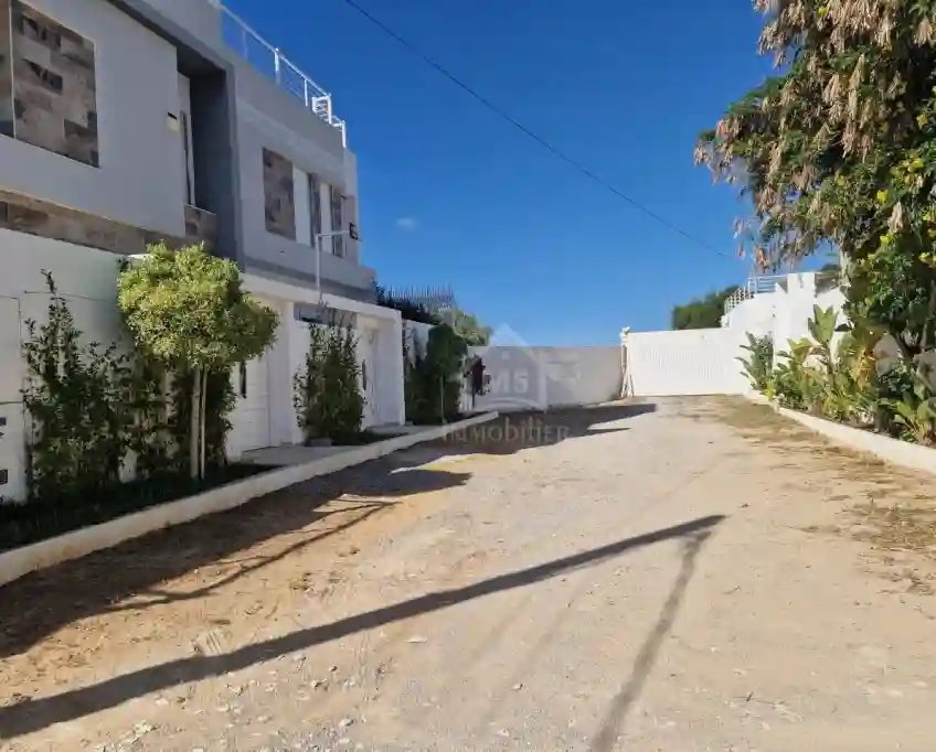 Terrain Clôtué de 520 m² à Mrezga à Vendre 51355351 - Vue 2