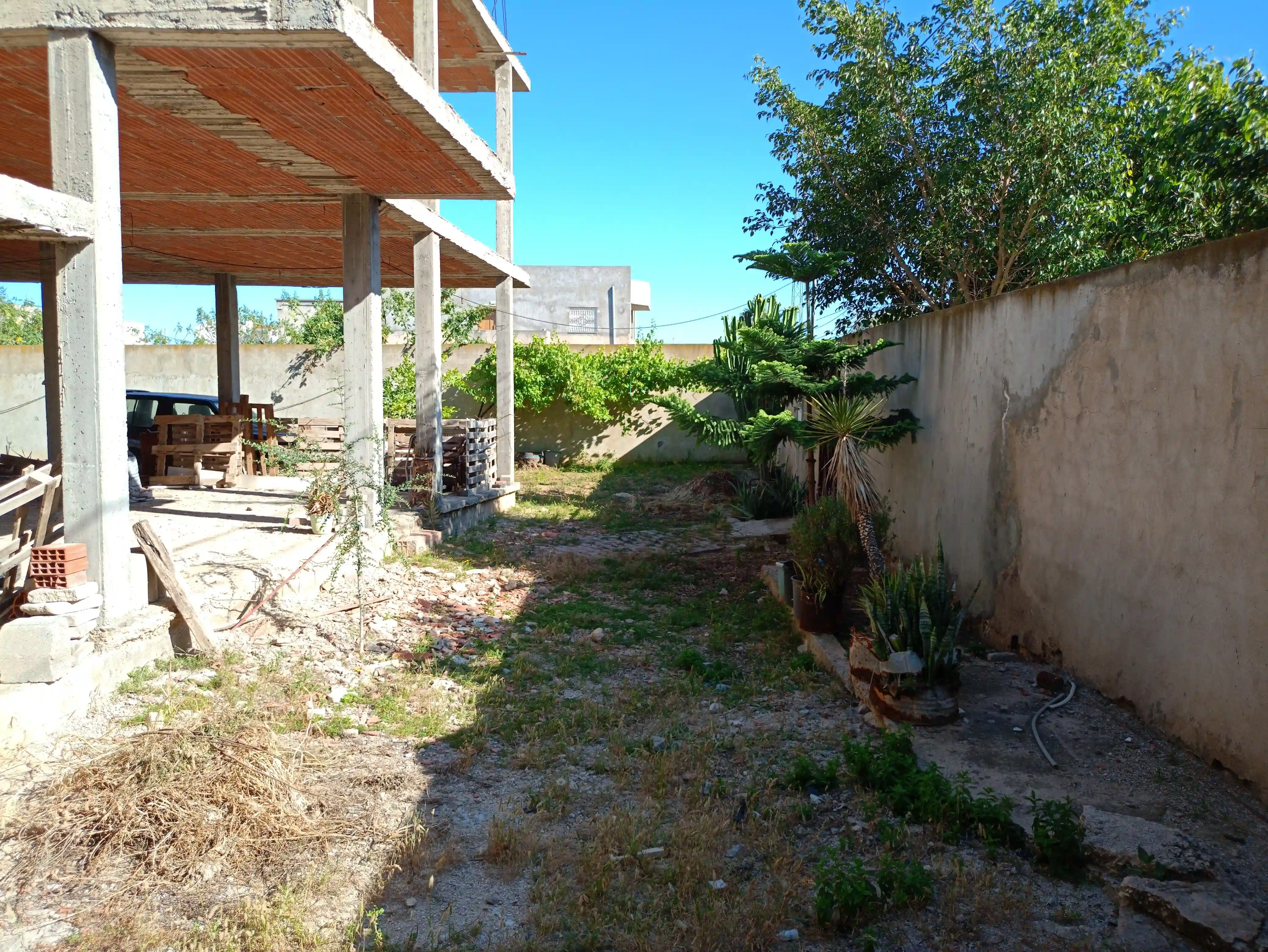 Villa en Construction à Borj Touil à Borj Touil - Vue 1