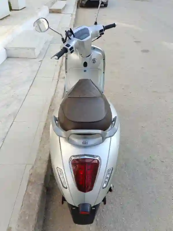 A Vendre Scooter
