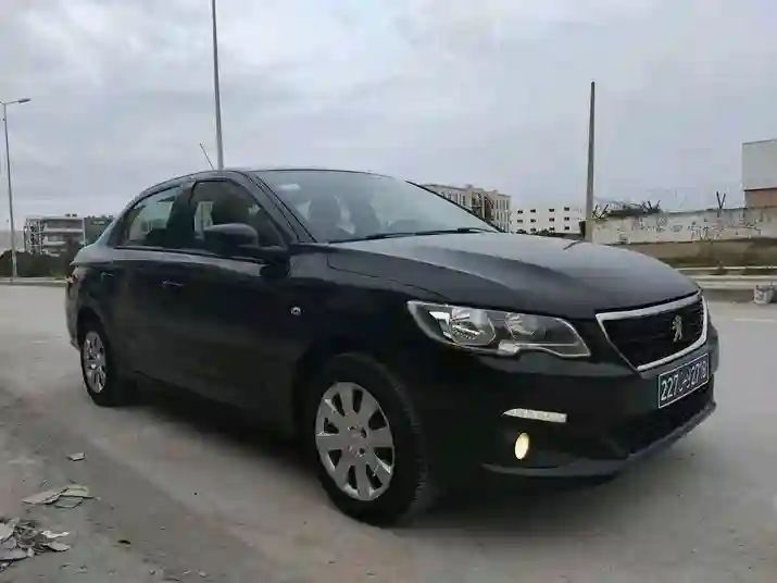 Peugeot 301 Access Première Main - Vue 1