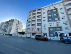 Pour la Vente Appartement s+4 a Ezzahra