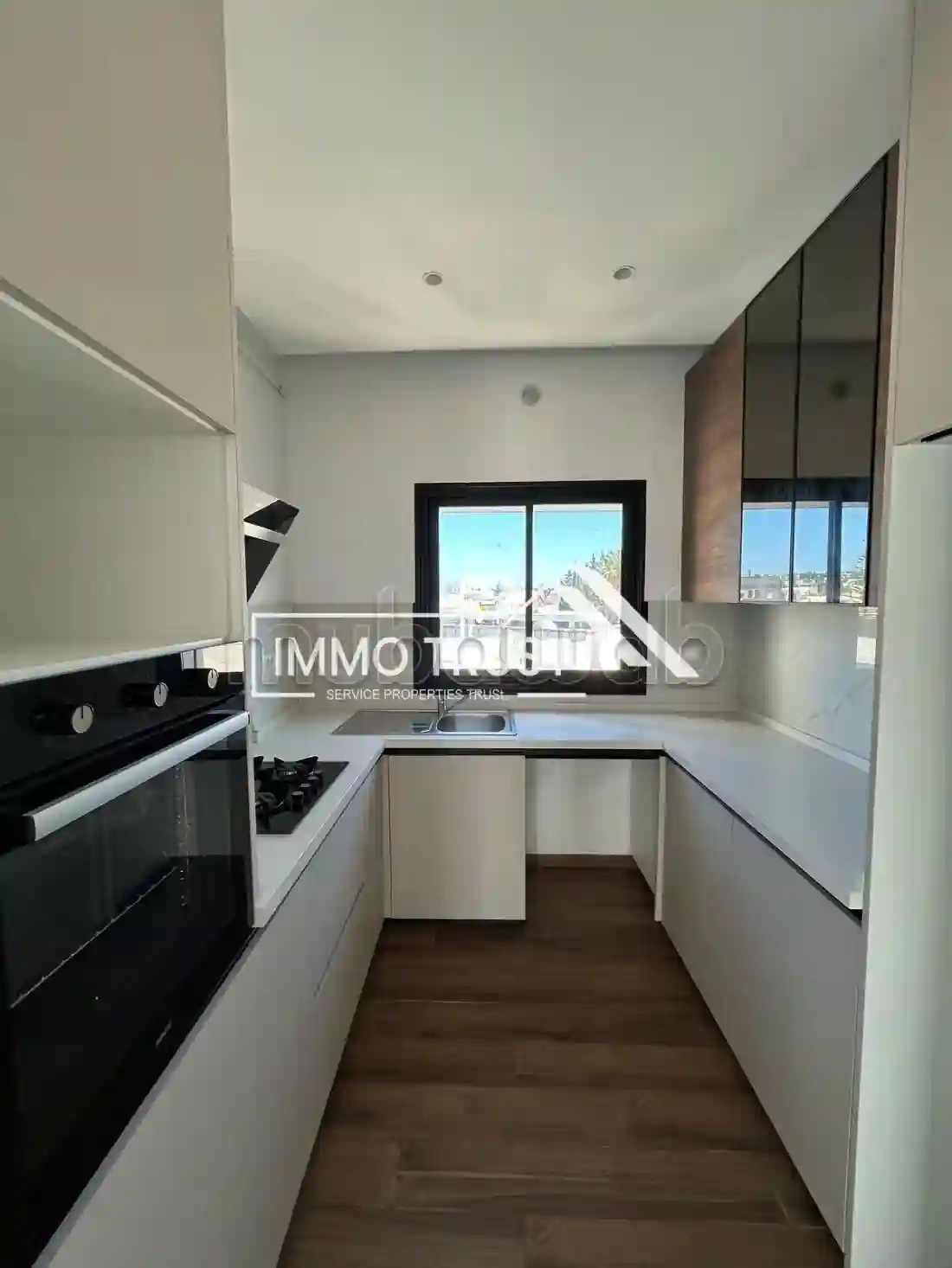 Appartement Jamais Habité S2 à la Marsa - Vue 1