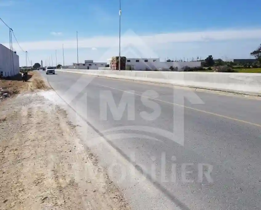 Terrain Pieds Dans L'eau Avec 2 Garages à Korba à Vendre 51355351 - Vue 5
