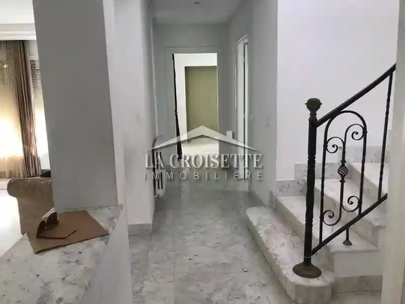 Duplex s+3 à la Marsa Mtrl0057 - Vue 1