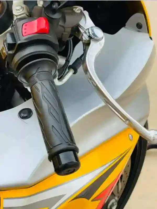 Suzuki Gsxr k8 - Vue 1