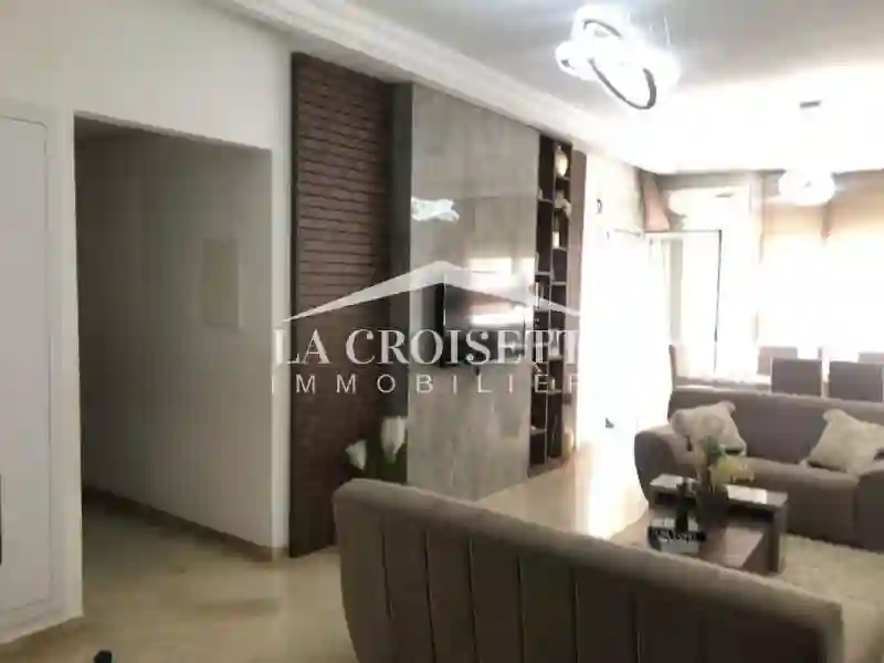 Appartement s+4 à L’aouina Zal1622