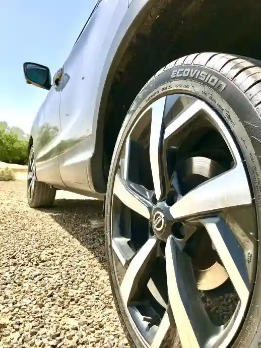 Nissan Qashqai - Vue 3