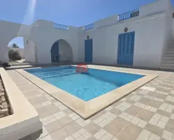 Petite Villa Avec Piscine à Midoun Djerba zu - réf V716