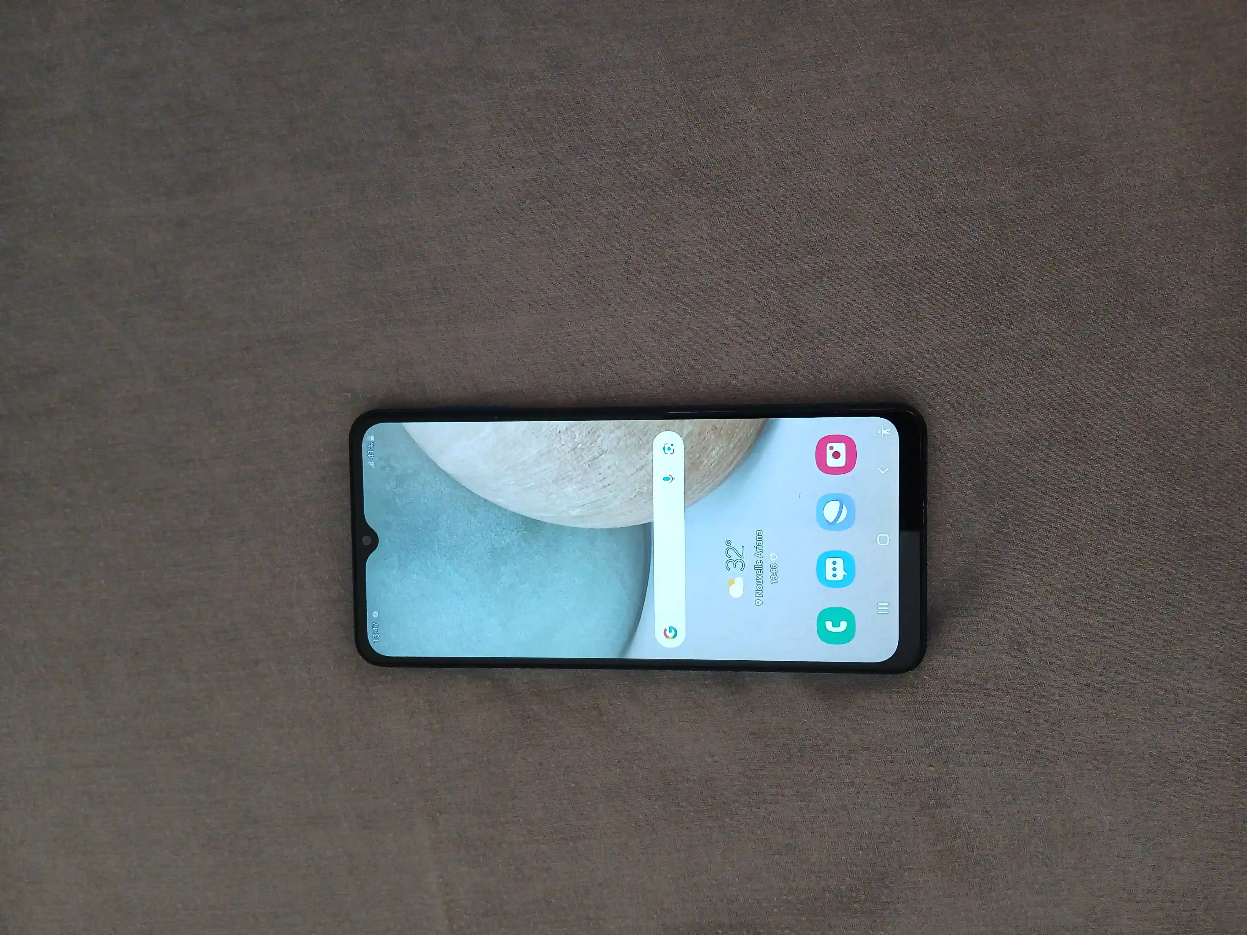 Samsung Galaxy a12 à Ariana Ville - Vue 3