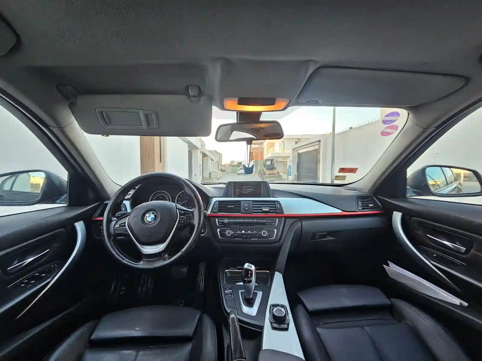 Bmw f30 316i à Cite El Khalil - Vue 4