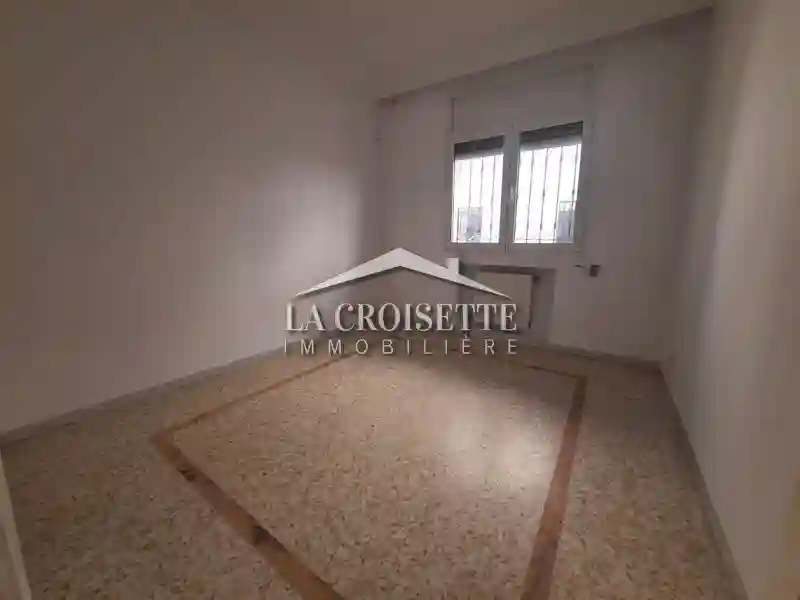 Appartement s+4 à ain Zaghouan Nord Mal2881 - Vue 2