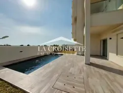 Appartement s+2 Avec Jardin et Piscine à Gammarth Mal1467