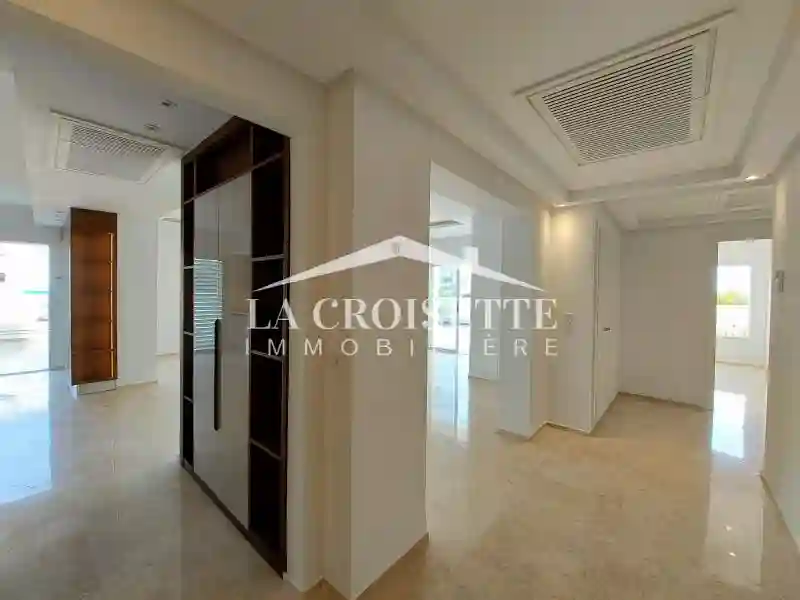 Appartement s+2 Avec Jardin et Piscine à Gammarth Mal1467 - Vue 4