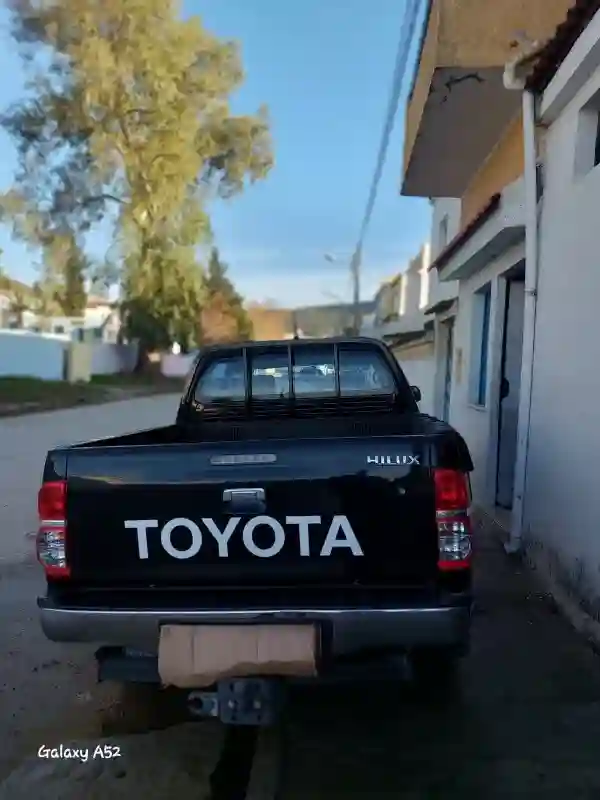 Vendre Toyota Hilux 4x4 Double Cabine - Vue 3