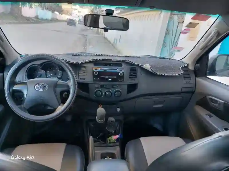 Vendre Toyota Hilux 4x4 Double Cabine - Vue 7