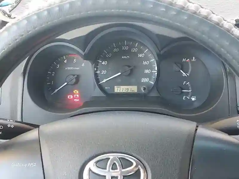 Vendre Toyota Hilux 4x4 Double Cabine - Vue 9