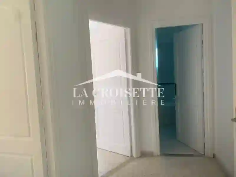 Etage de Villa s+2 à ain Zaghouan Nord Zel0529