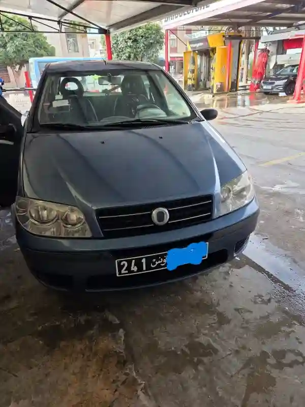 Fiat Punto Diesel 2005 - Vue 1
