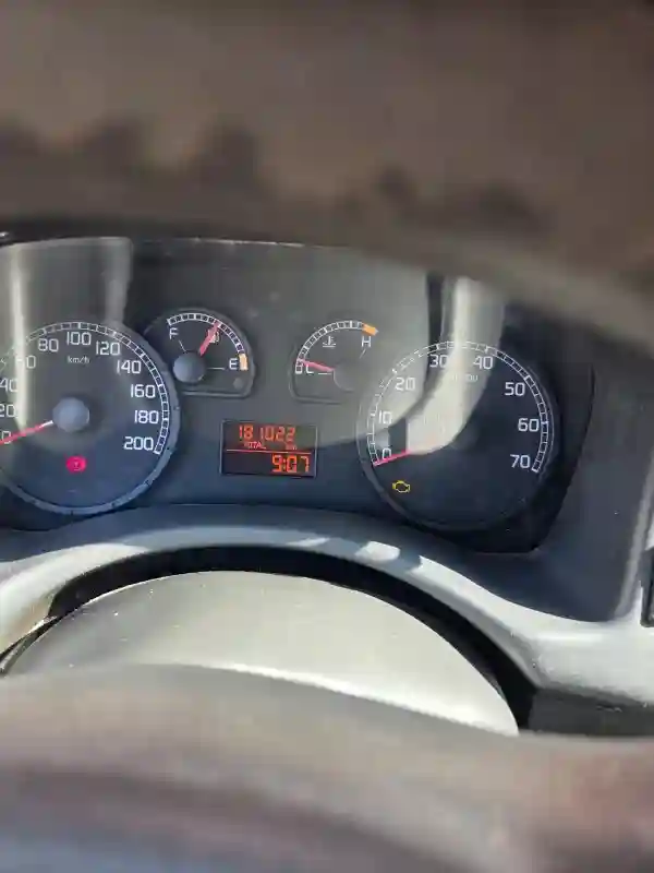 Fiat Punto Diesel 2005 - Vue 2