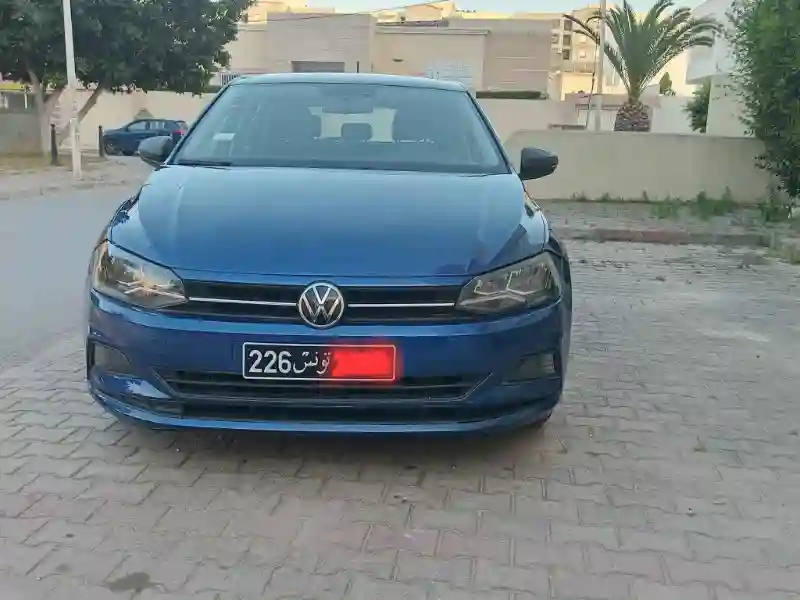 Volkswagen Polo Essence 2021 - Vue 2