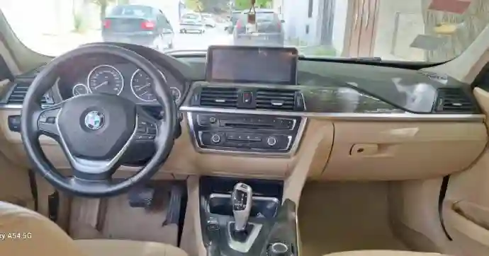 BMW F30 - Vue 2