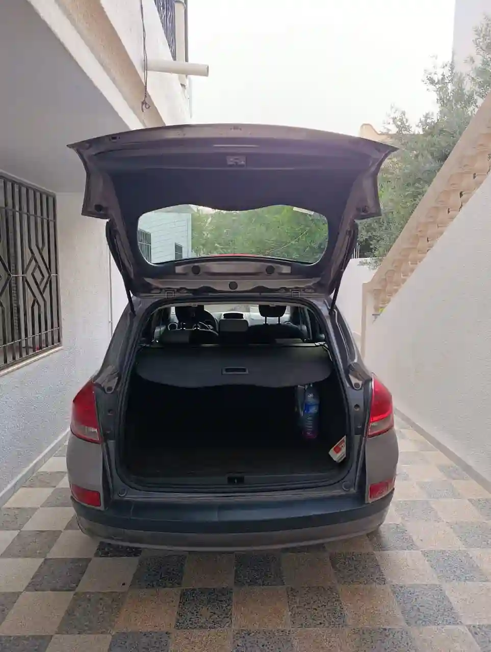Clio 3 2010 à Zaghouan - Vue 1