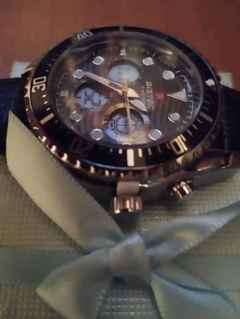 Montre Analogique Numérique - Vue 5