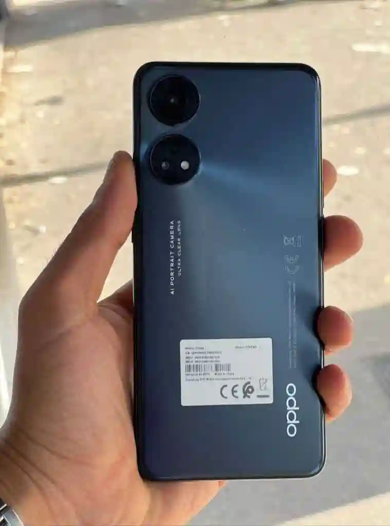Oppo Reno8t Neuf - Vue 3