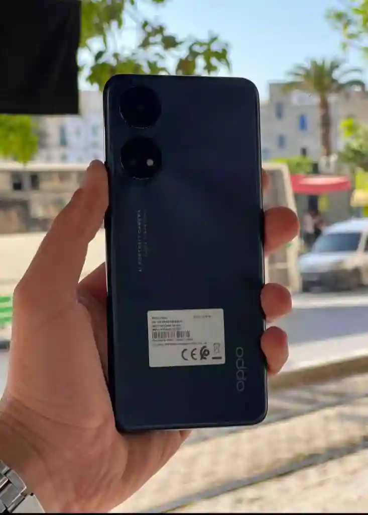 Oppo Reno8t Neuf - Vue 4