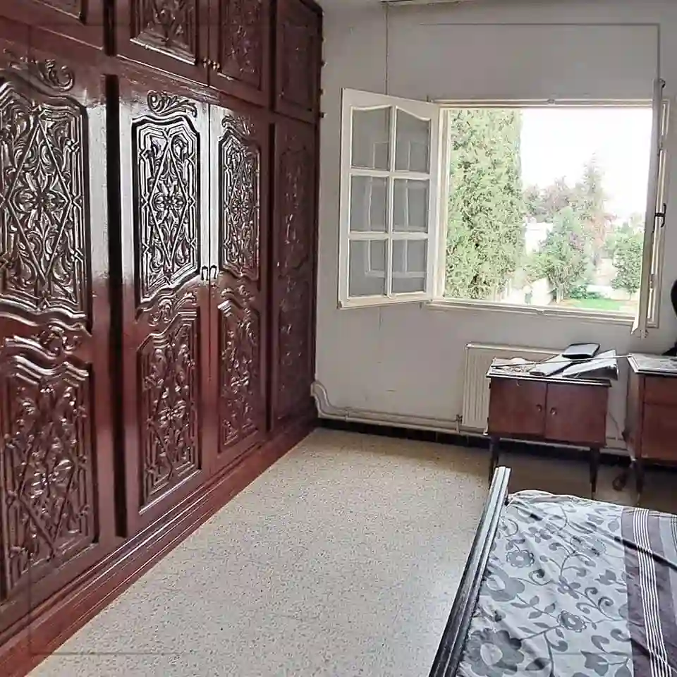 Grand Appartement s4 à Manar2 à El Manar 2