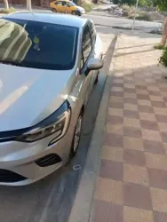 Renault Clio Essence 2021