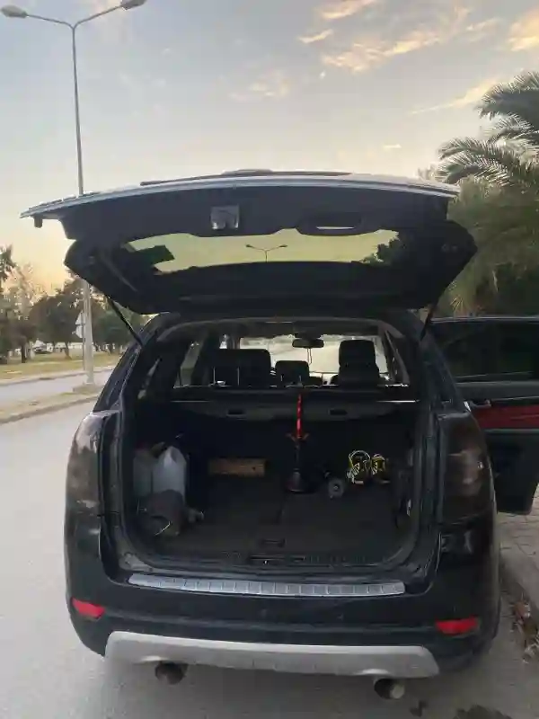 Voiture Chevrolet Captiva - Vue 1