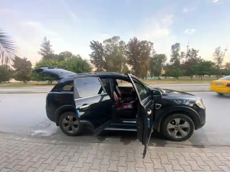 Voiture Chevrolet Captiva - Vue 2
