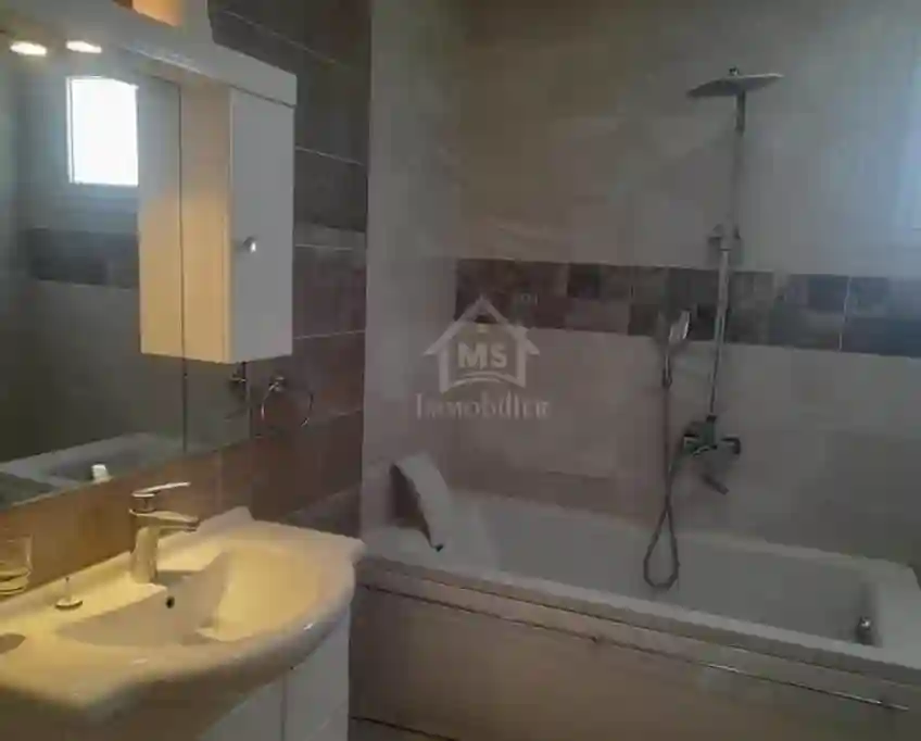 Belle Villa Toute Neuve Avec un Grand Jardin à Vendre 51355351 - Vue 1
