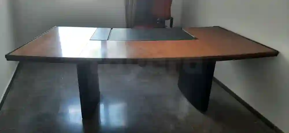 Bureau en Bois Massif