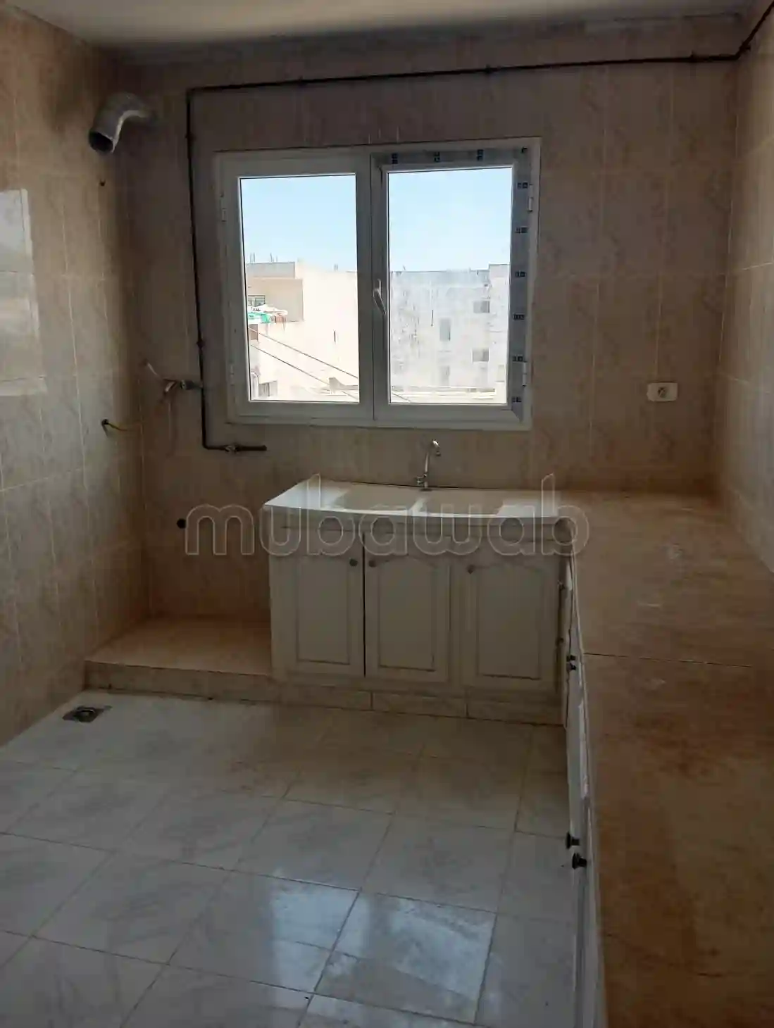 Location Appartement 100m2 - Vue 3