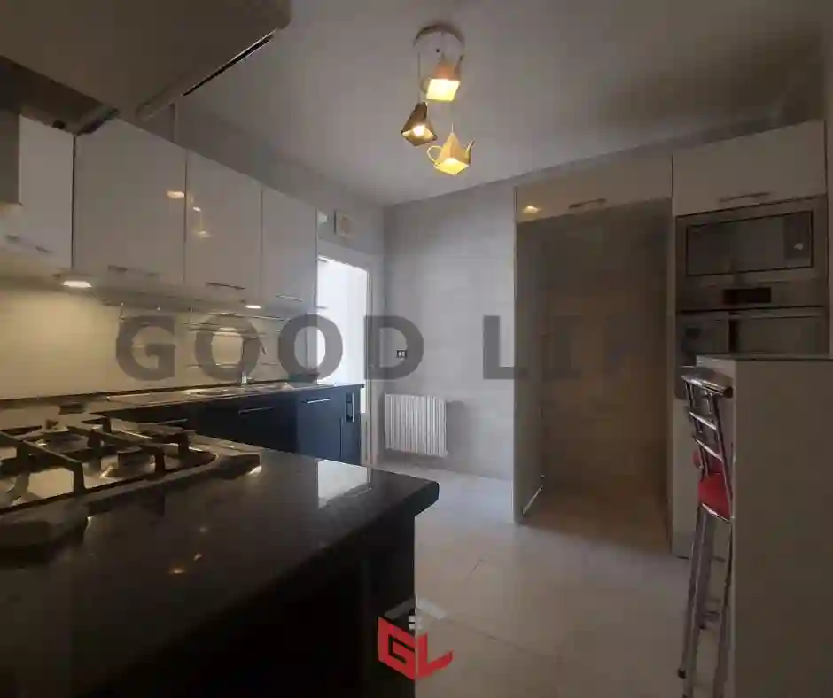 Appartement s3 à L'aouina à El Aouina - Vue 2