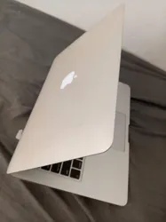Macbook air à Sned