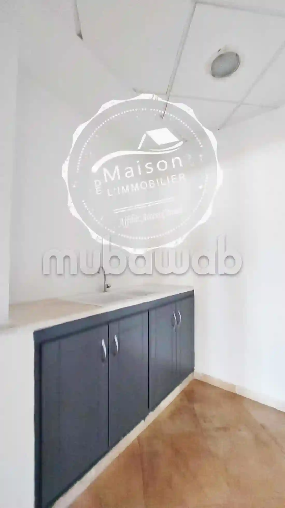 À Louer un Open Space de 650 m² à Charguia 2 - Vue 1